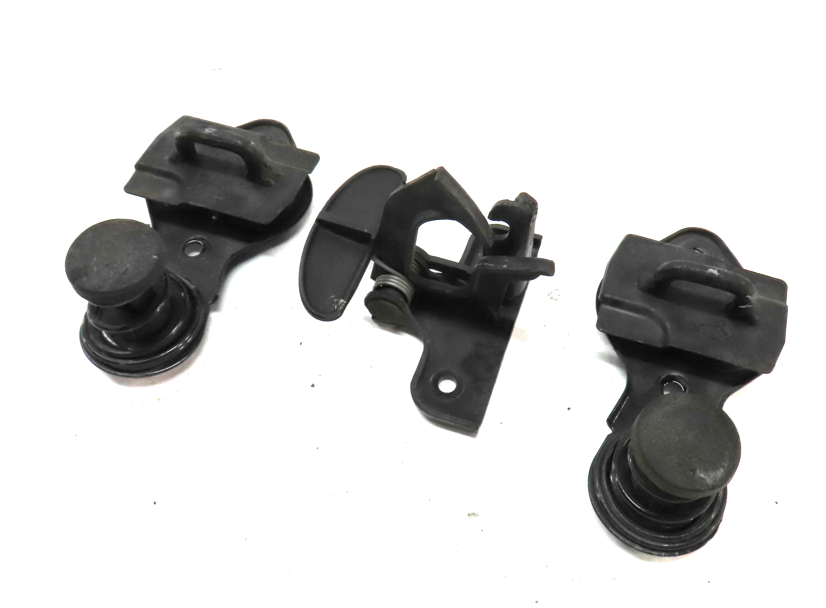 2011 MERCEDES GL450 (X164) FRONT LEFT & RIGHT HOOD SAFETY HOOK CATCH LATCH SET/3 — exact item pictured